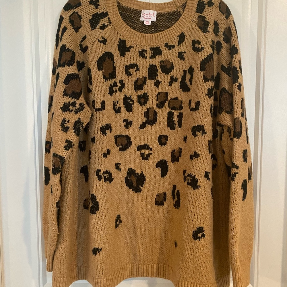 Isabel Maternity sweater size XXl. Cheetah print